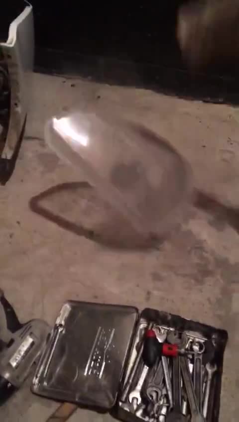 A joke in a car service.