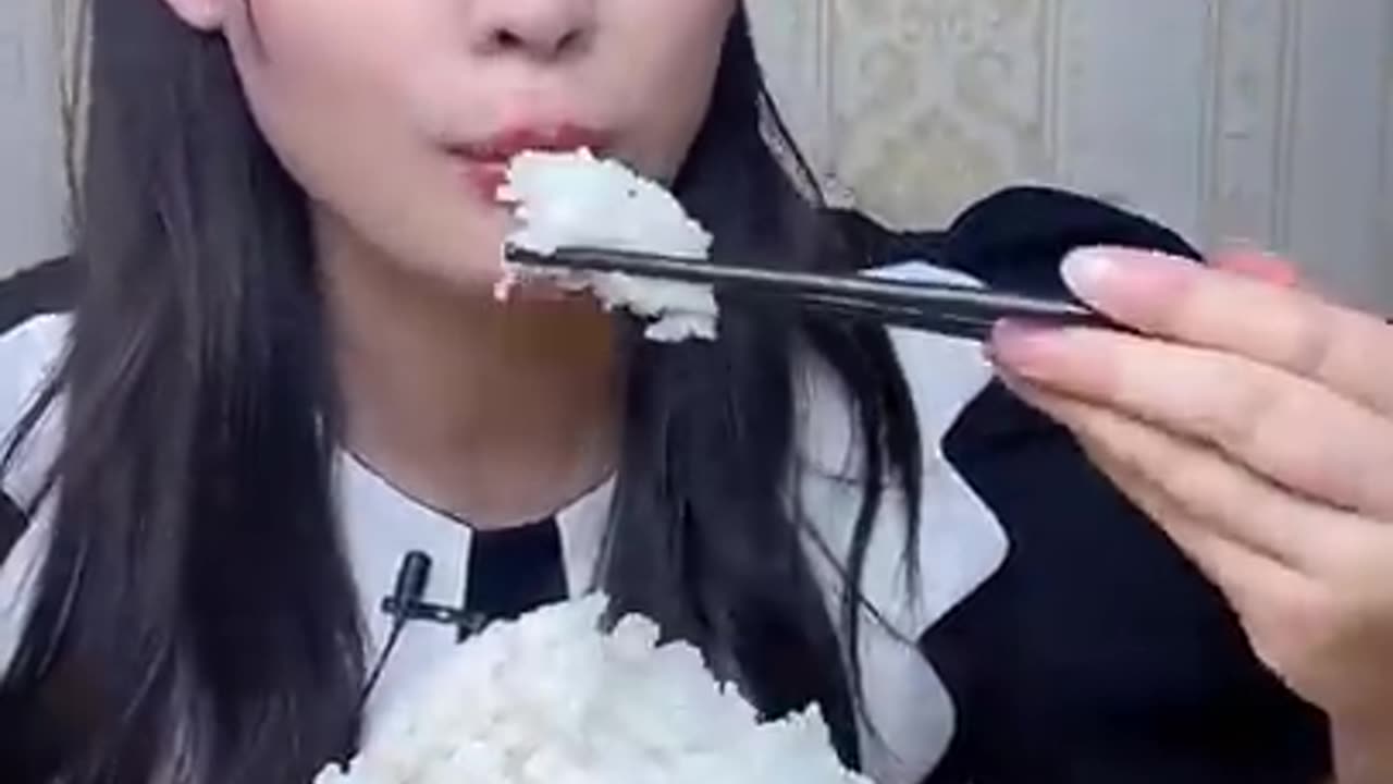 Cute Girl Eating Chalenge