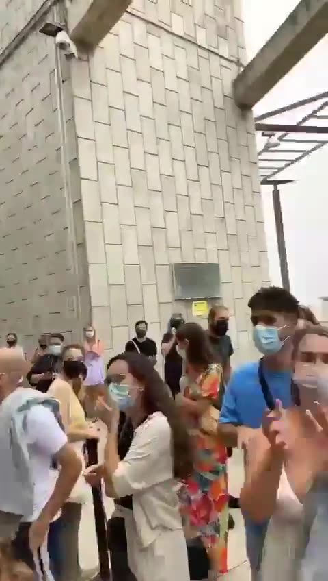 ASI GRITABA ESPAÑA EN EL 2021