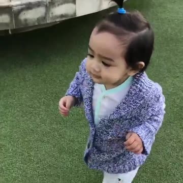 When Kids Learn to Walk - new skills of The Cuteness