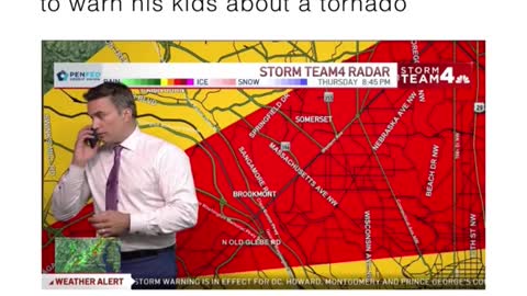 Meteorologist interrupts live broadcast to warn his kids about a tornado.