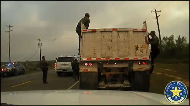 15 immigrants found in gravel truck in a traffic stop