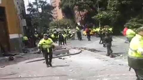 Video registró momento de explosión en Bogotá que dejó cerca de 40 heridos - 2017