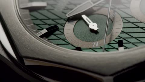 Girard Perregaux - Laureato Chronograph Aston Martin Edition