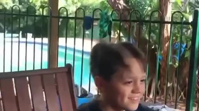 Dad pranks his kids