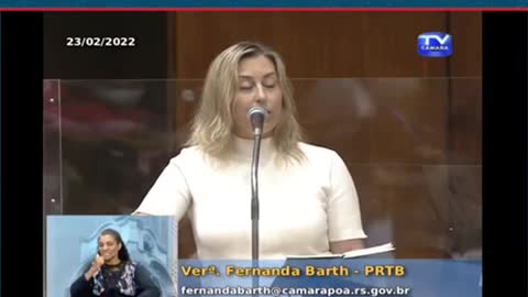 Não há justificativas para crianças usarem máscara!