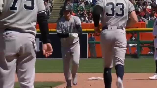 Why would Cameron Maybin say this? PAUSEEEE?