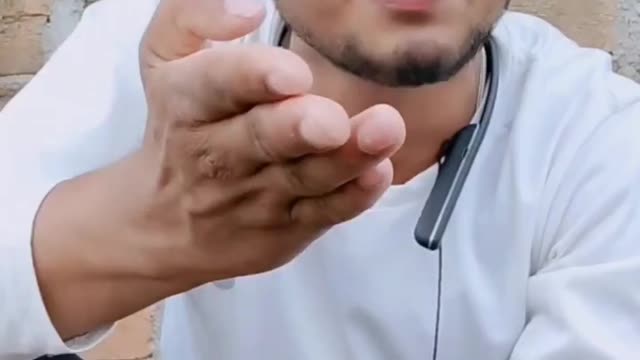 Bajar mai nai mog fali ajane se ret kam nahi hote mere .......,.......