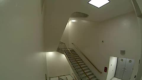 3150RHOB01Stair8_2021-01-05_21h00min03s040ms.mp4