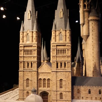 This Hogwarts Castle Replica Is IMMACULATE! #harrypotter #wizardingworld#hogwarts