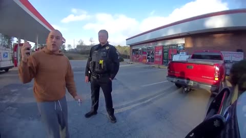 Lady Thinks It's OK To Assault Customers