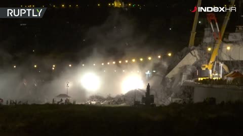 Buldožeri ruše opasne ostatke vijadukta u Genovi