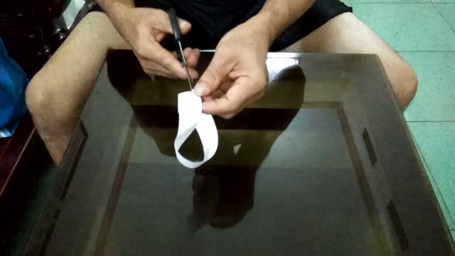 Miracle ring of paper