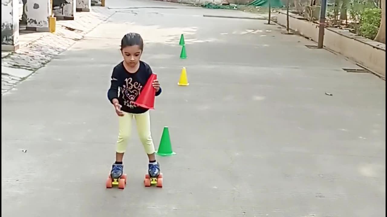 Little girl skater | Skating | Skating Girl | #rumble #skating #skater #Harshalidhankhola