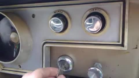 Old 60's Val VC Mopar Car Dash Functionality