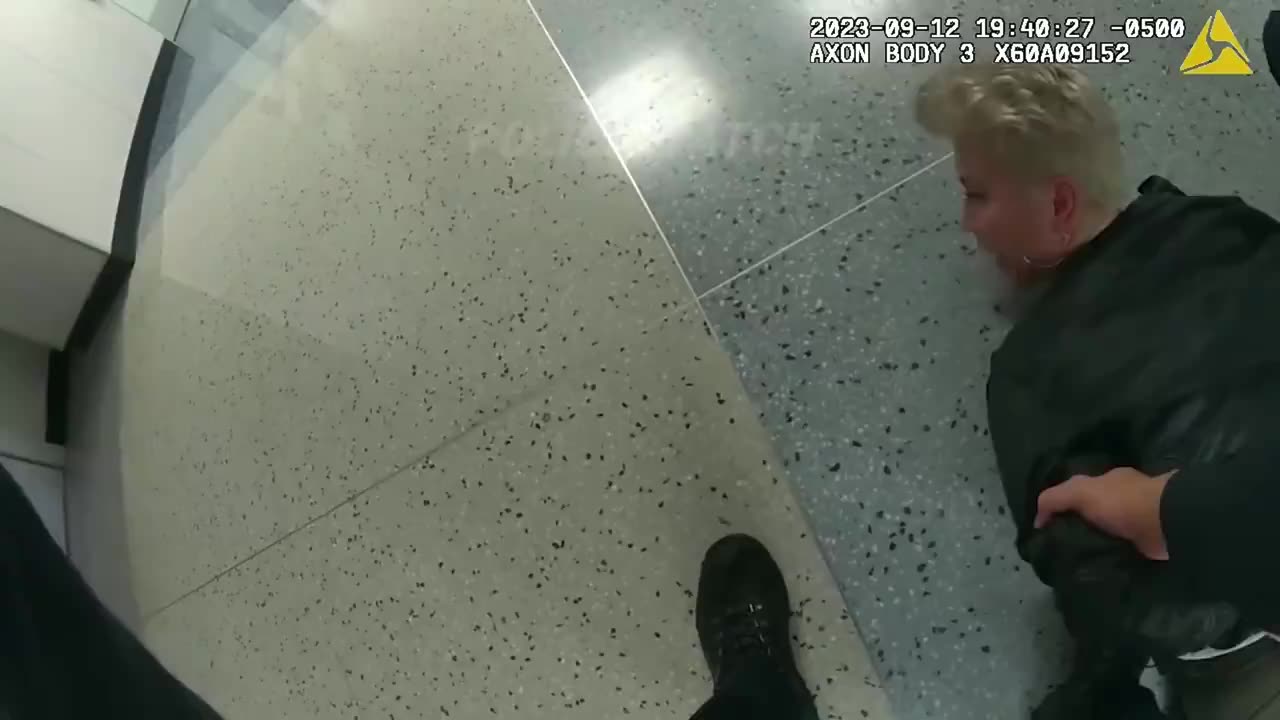 Crazy Karen Arrested At Airport