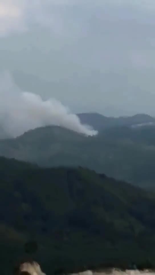 Urgent: A Boeing 737 of China Eastern Airlines crashed in Guangxi Province, China.