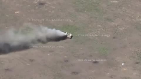 Russian FPV drone takes out a Ukrainian Armed Forces Bradley near Yevhenivka