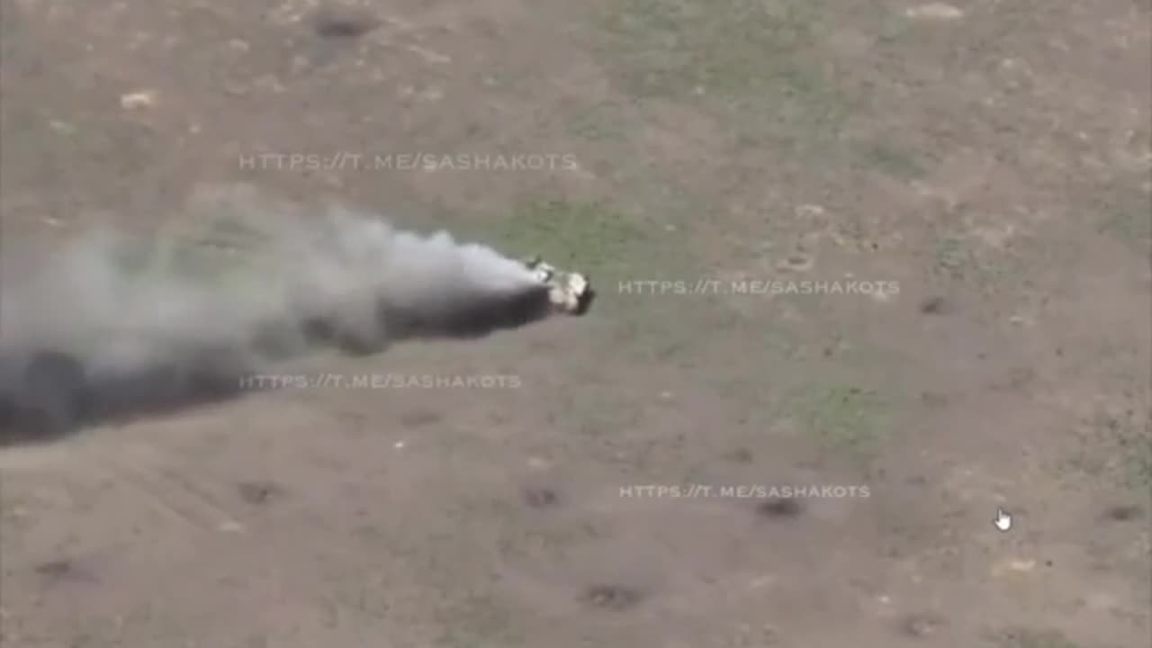 Russian FPV drone takes out a Ukrainian Armed Forces Bradley near Yevhenivka