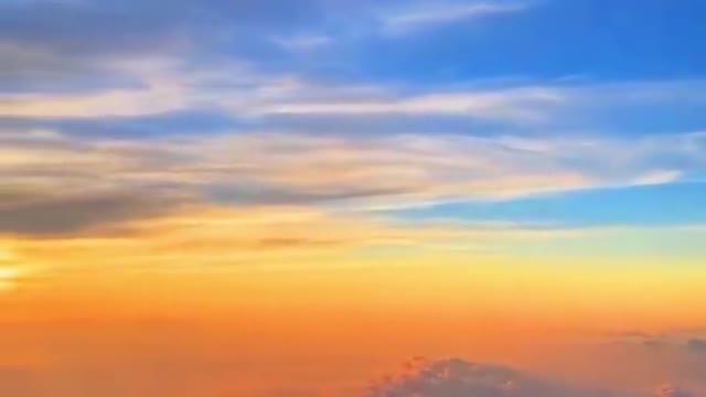 Take the most important person to see the most beautiful sunset.