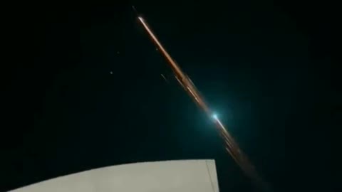 Chinese rocket re-enters Earth, burns up in skies over India.