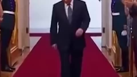 Putin weird walk full explained