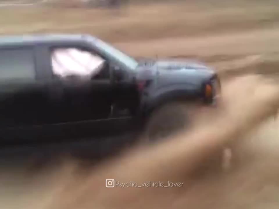 Ford Raptor Jump Like A Boss | फोर्ड रैप्टर जंप लाइक ए बॉस | #shorts