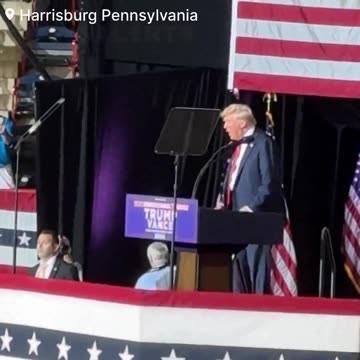 PDJTrump is welcomed by an enthusiastic cheering crowd in Harrisburg, PA!
