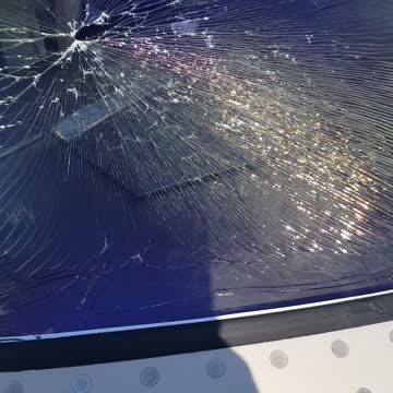 Smashed Airplane window quick fix (part 1)