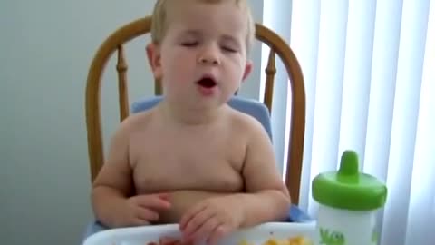 Baby Blake falling asleep while eating 😂😂🤣