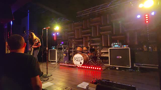 Blacktop Mojo "Wicked Woman"