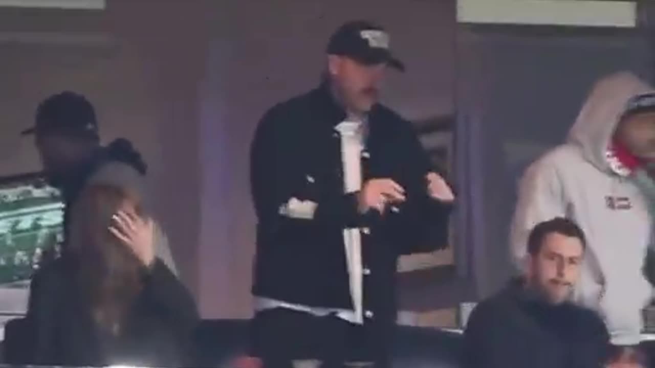 the way he immediately went for that hug from her