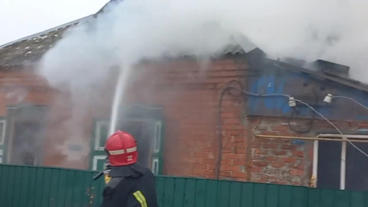 During a fire in Sumy region, a pregnant mother saved three children