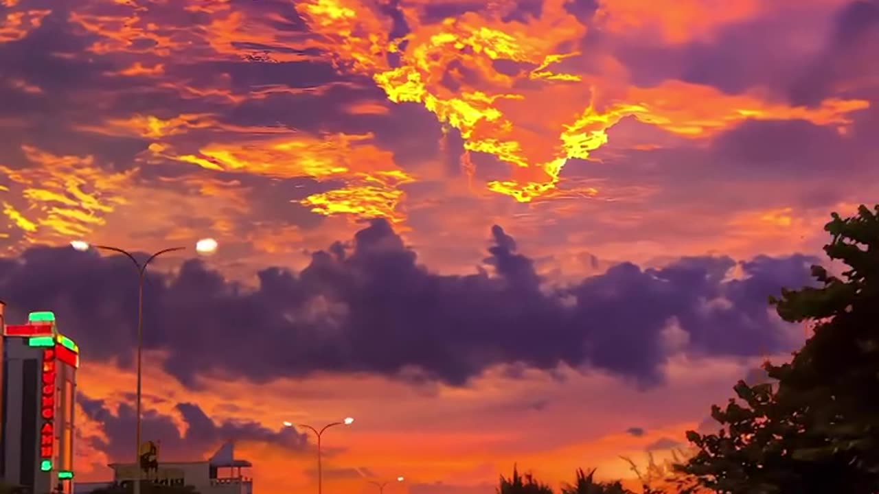 Sunset and You,I like both of them. #sunset #fyp