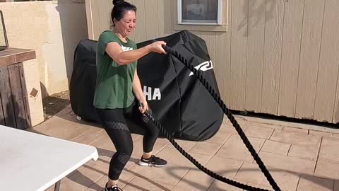 Alexis battle ropes