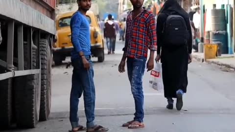 Street mischief: water ball hit passers-by