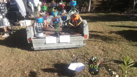 look at the statue for sale