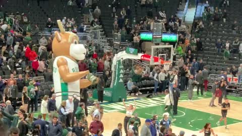 Giant Bango