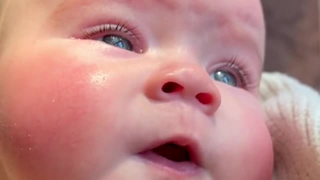 I could watch this on repeat forever - babies & Kids