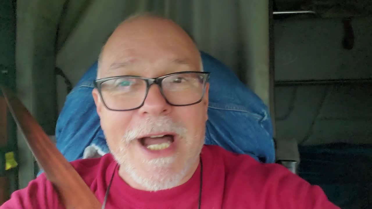 PUTIN IS A GOTH SO ARE YOU