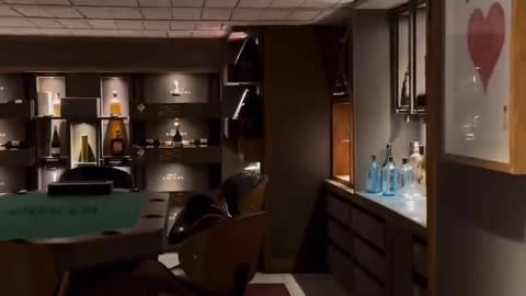 Guy builds speakeasy in his garage 😆 🤣