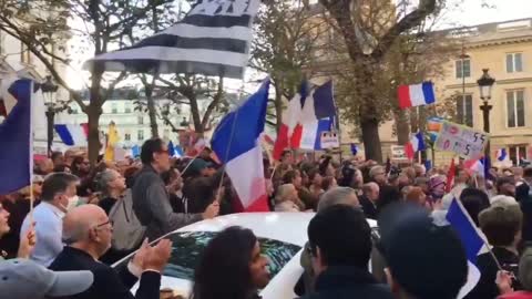 Trieste chiama, Francia risponde