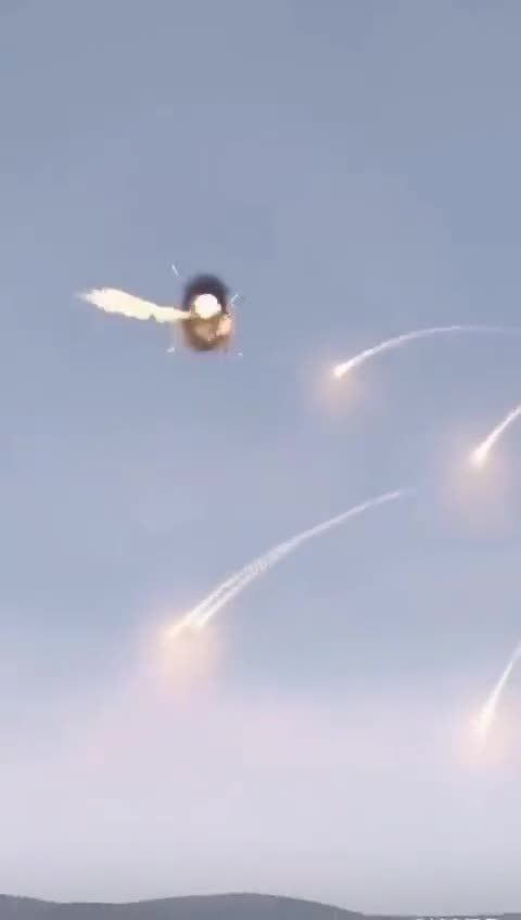 🚀Israelwar| Hamas Shot down Isreal's war Helicopter in Ghaza.|WRF