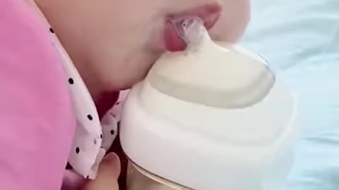 Baby falls asleep while drinking milk🍼