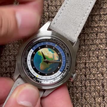 Nuevo Reloj Merkur Dual Crown World Time,