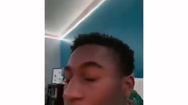 Man, what r u doing???