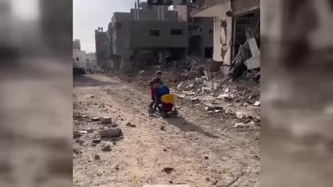 Every day, Gaza children have to walk long distances to find clean water