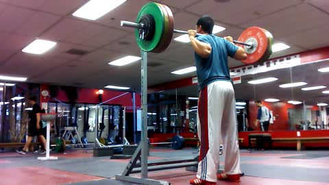 147kg Back Squat (PR)