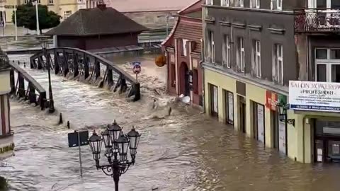 ⚠️ KŁODZKO, ulica Grottgera.