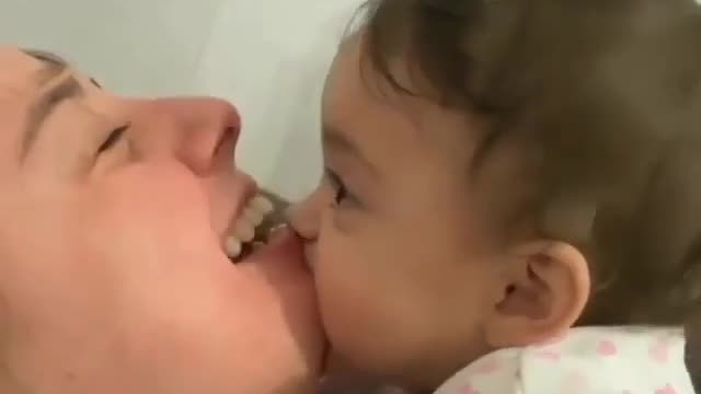 Very Cute baby| beautiful video mom baby